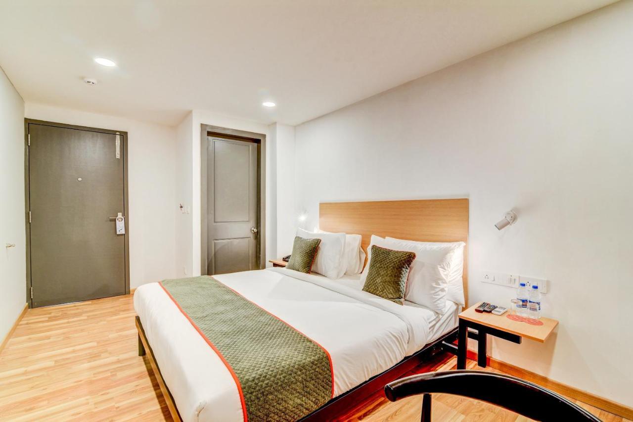 Отель Oyo Townhouse 104 Koramangala Maharaja Signal Бангалор Экстерьер фото