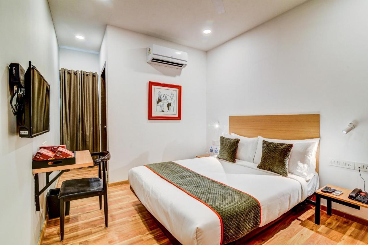 Отель Oyo Townhouse 104 Koramangala Maharaja Signal Бангалор Экстерьер фото