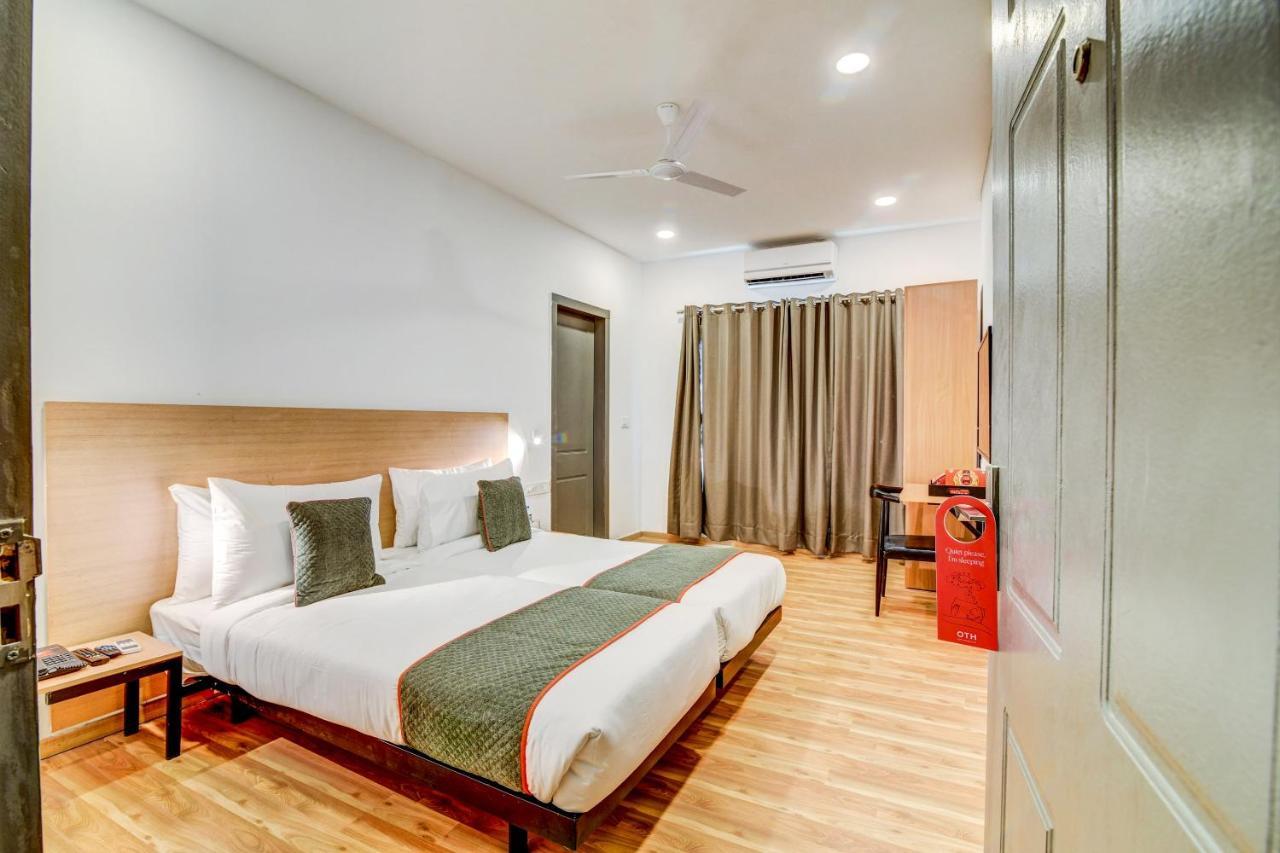Отель Oyo Townhouse 104 Koramangala Maharaja Signal Бангалор Экстерьер фото