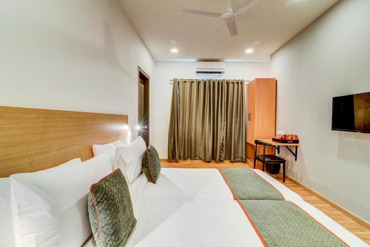 Отель Oyo Townhouse 104 Koramangala Maharaja Signal Бангалор Экстерьер фото