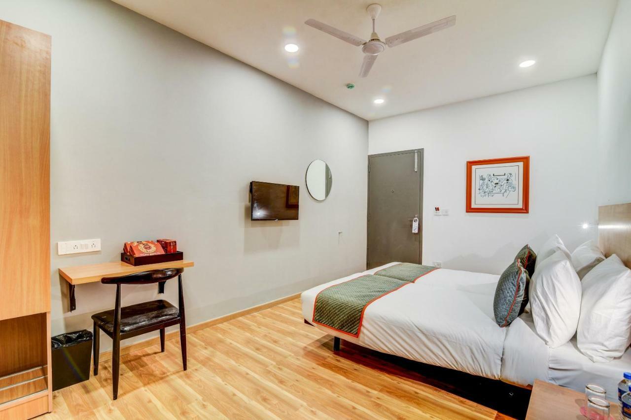 Отель Oyo Townhouse 104 Koramangala Maharaja Signal Бангалор Экстерьер фото