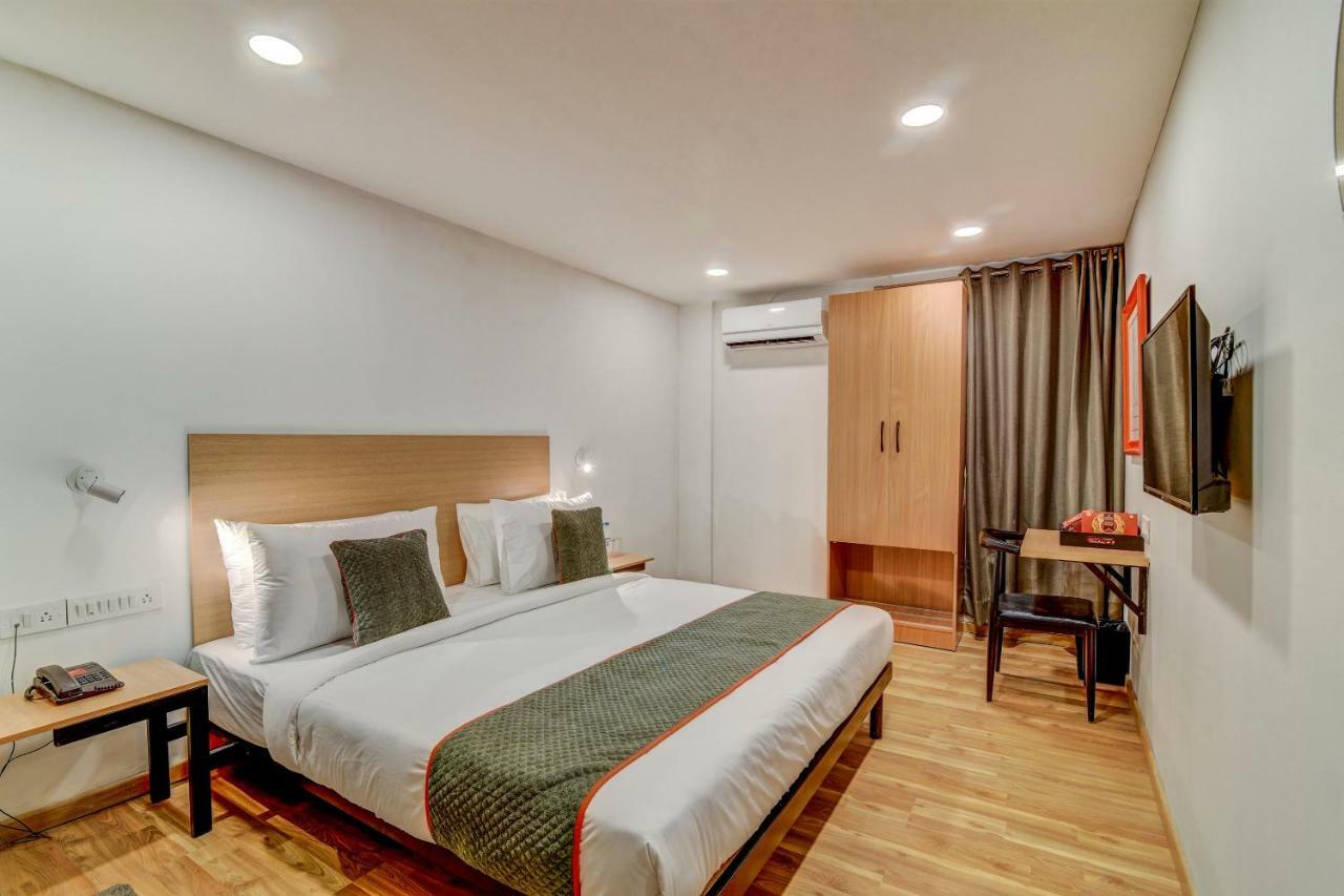 Отель Oyo Townhouse 104 Koramangala Maharaja Signal Бангалор Экстерьер фото
