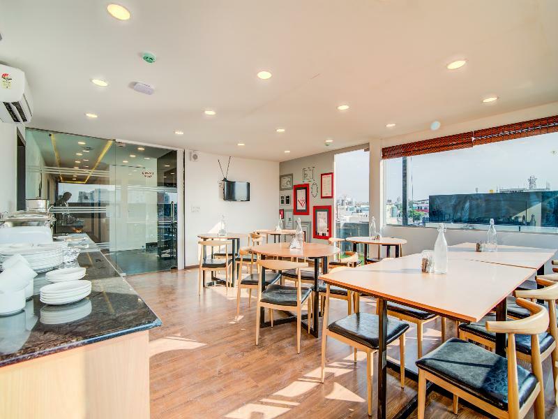 Отель Oyo Townhouse 104 Koramangala Maharaja Signal Бангалор Экстерьер фото