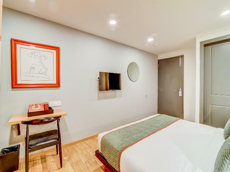 Отель Oyo Townhouse 104 Koramangala Maharaja Signal Бангалор Экстерьер фото