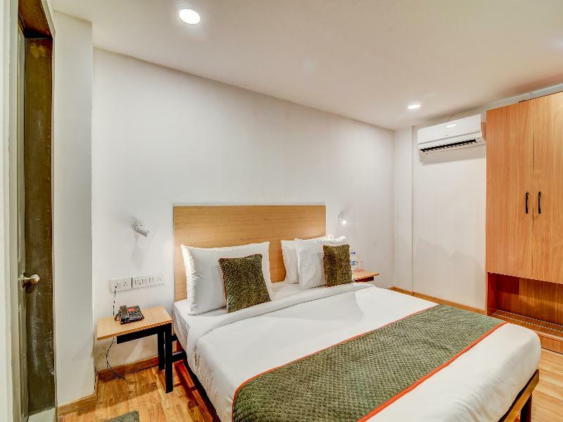Отель Oyo Townhouse 104 Koramangala Maharaja Signal Бангалор Экстерьер фото